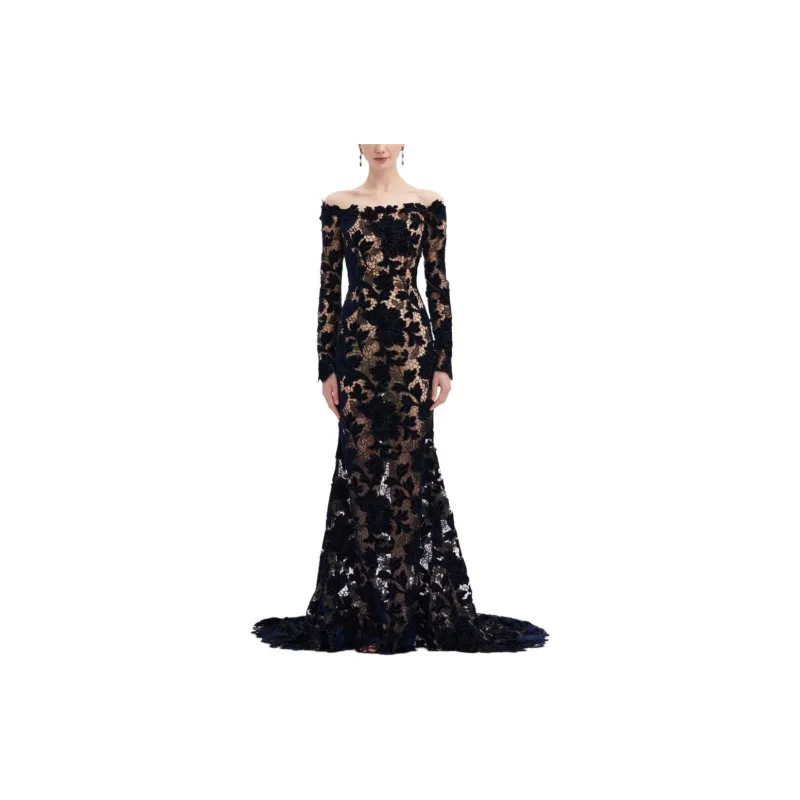 Oscar De La Renta Peony Off-shoulder Velvet Guipure Gown-1
