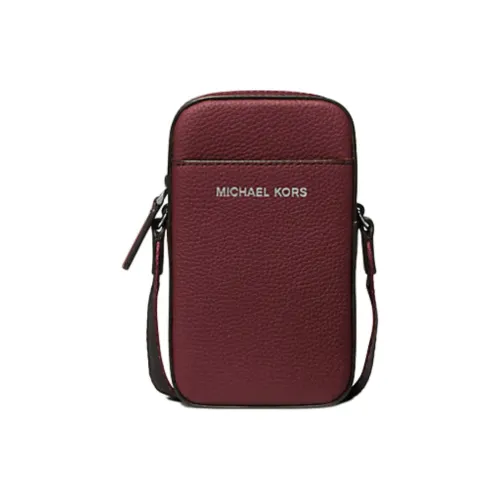 MICHAEL KORS MK Cooper Cellphone Pouches