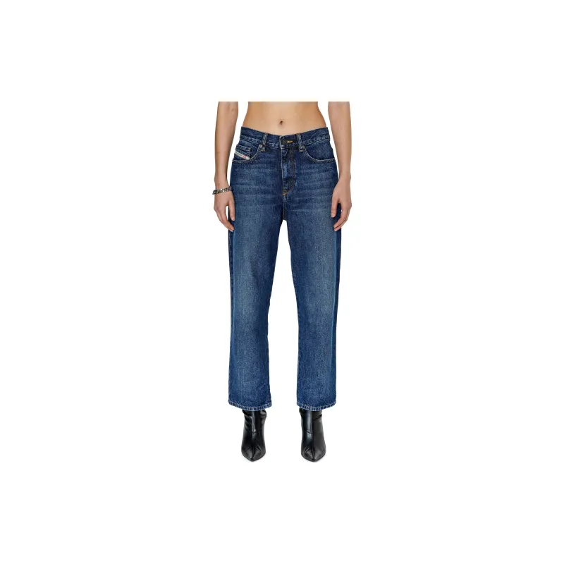 DIESEL 2016 D Air Boyfriend Logo Patch Jeans-2