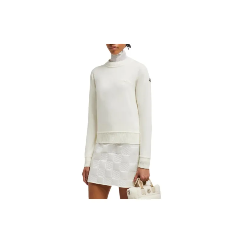 Moncler Logo Detailed Crewneck Sweater-3