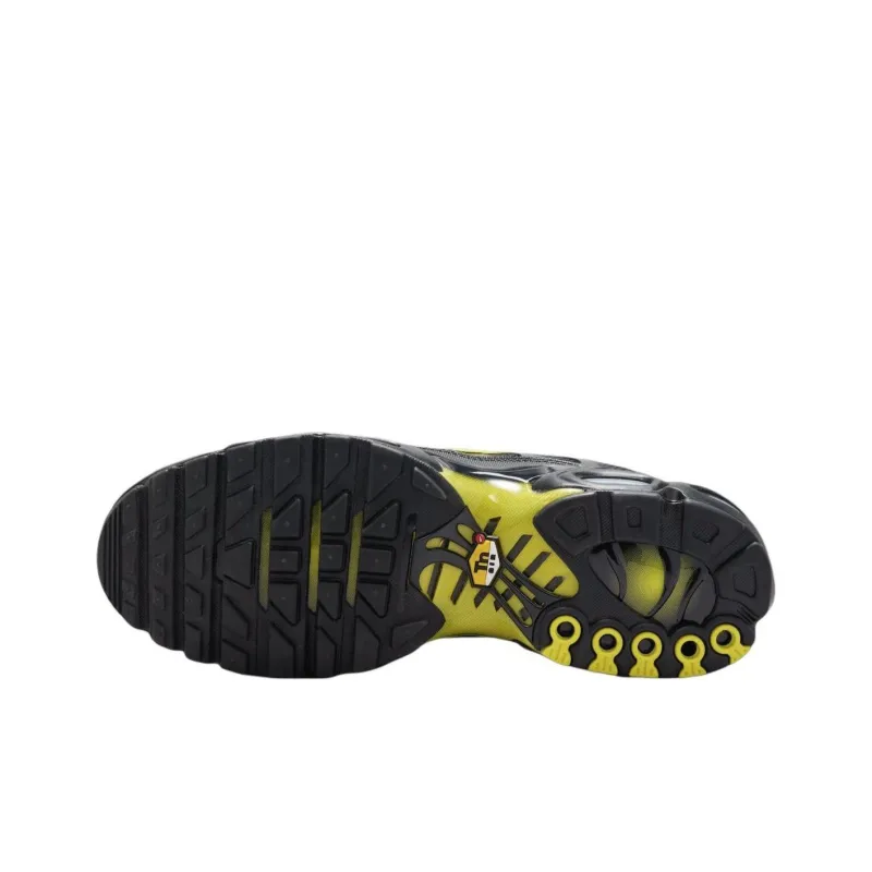Nike Air Max Plus Black Opti Yellow-5
