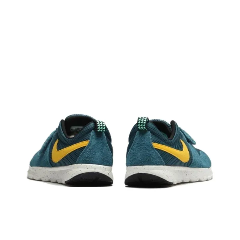 Nike Trainerendor Night Factor/Varsity Maize-3