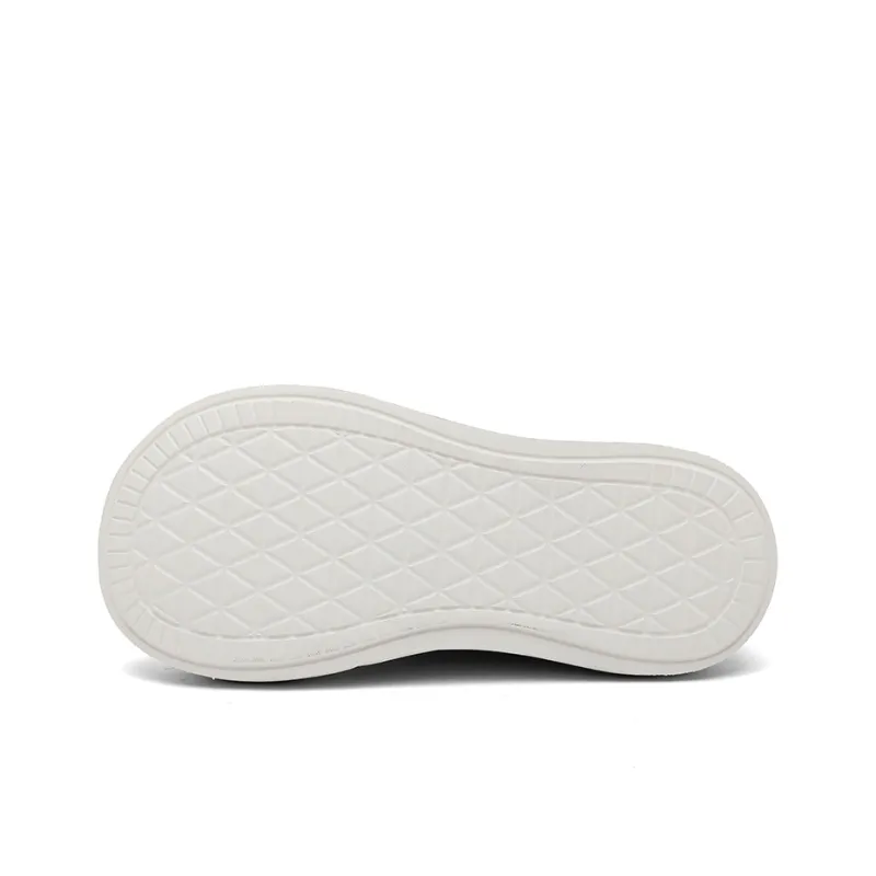 GQWE Cushioning Lightweight Low Top Skateboard Shoes Unisex-17