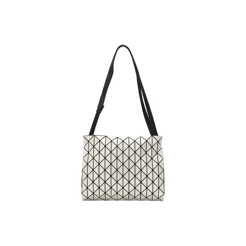 ISSEY MIYAKE Row Metallic Polyvinyl Chloride Resin Handbag Shoulder Bag Regular Women's Ivory-3