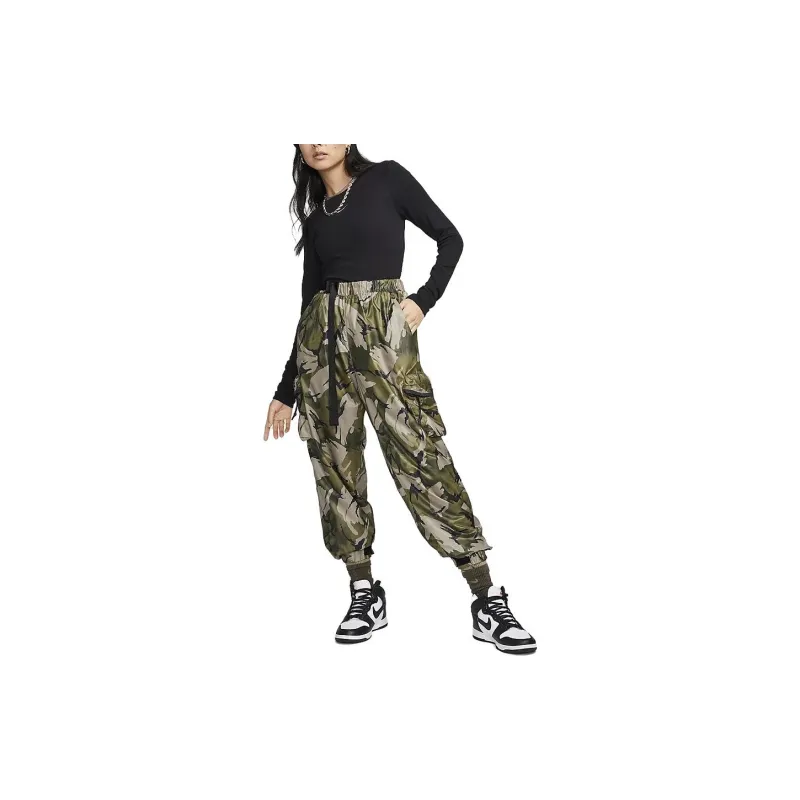 Nike Set in Sleeve T Shirt Women's Black-2