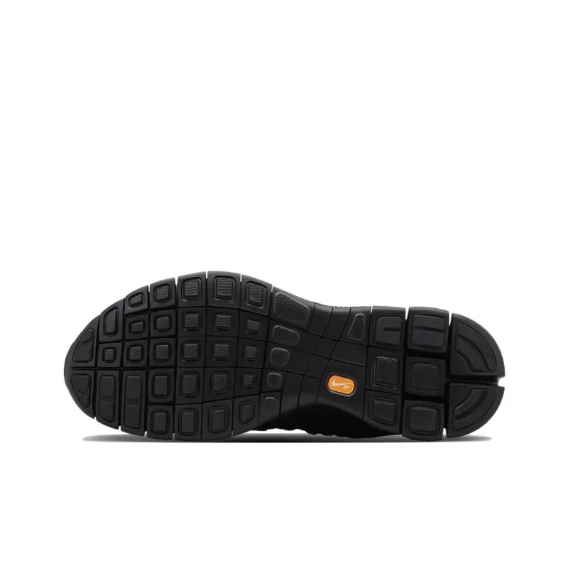 Nike Free Inneva Woven Mid Triple Black-5