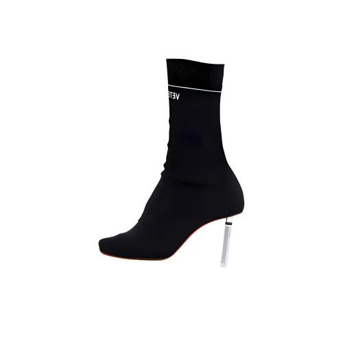 Vetements Ankle Boots Women's Black