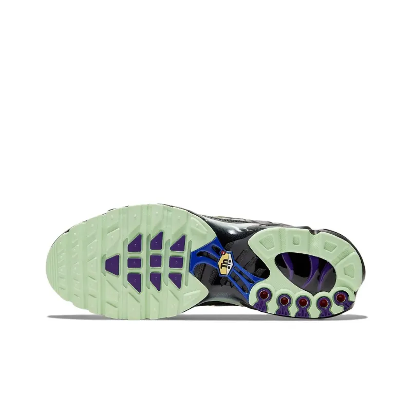 Nike Air Max Plus Green Glow-5