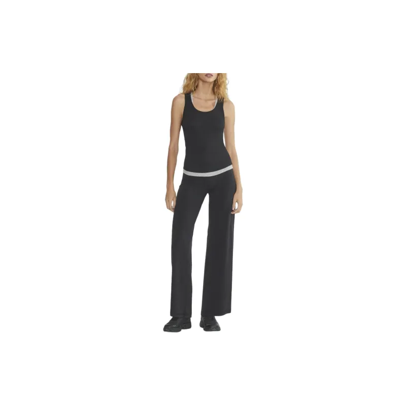 ARITZIA Golden BUTTER Cheeky Asana Wide Hi-Rise Pant Casual Pants Women's Black-1