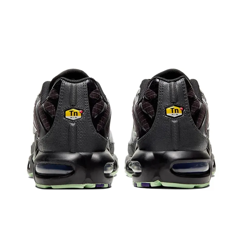 Nike Air Max Plus Green Glow-4