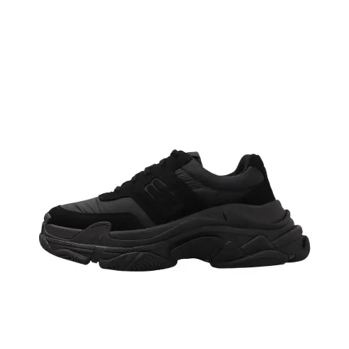 Balenciaga Triple S Low Top Chunky Sneakers Women's Black