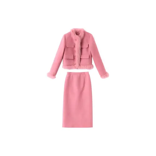 La Chapelle Two Piece Skirt Sets Women's Pink