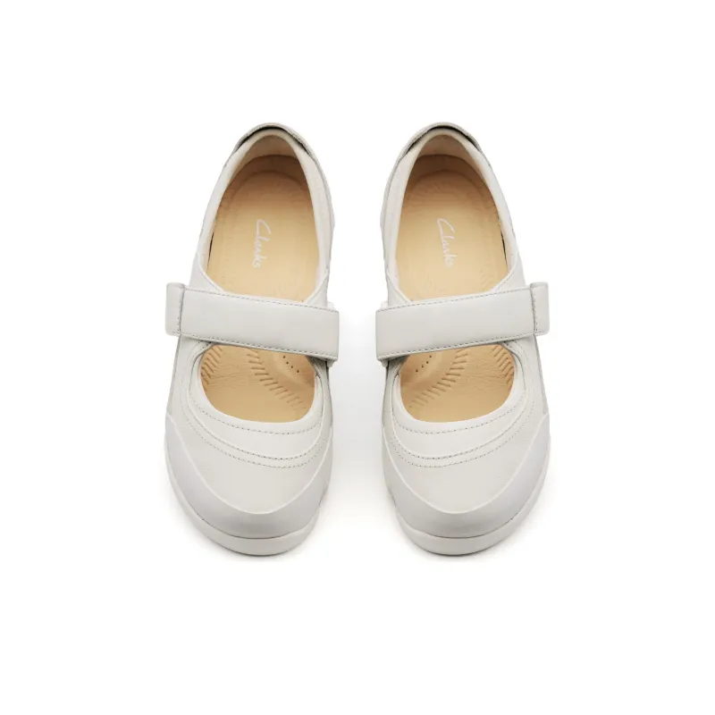 Clarks Abrasion Resistant Low Top Casual Shoes Women's White-2