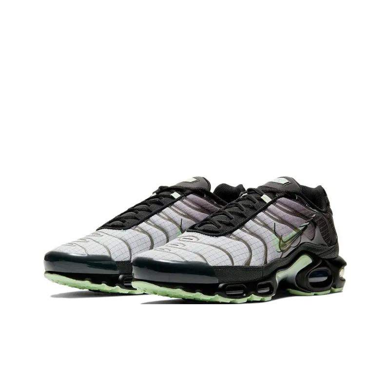 Nike Air Max Plus Green Glow-2