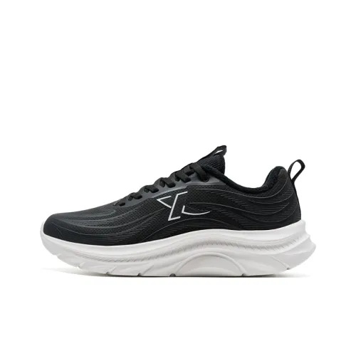 XTEP Warm And Wear Resistant Low Top Casual Running Shoes Women's /Sail White