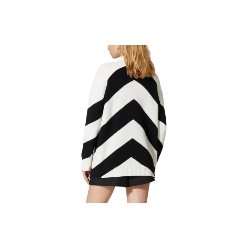 Valentino Chevron-Knitted Crewneck Jumper-2
