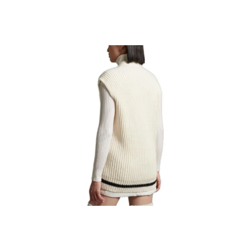 Moncler V-Neck Buttoned Gilet-2