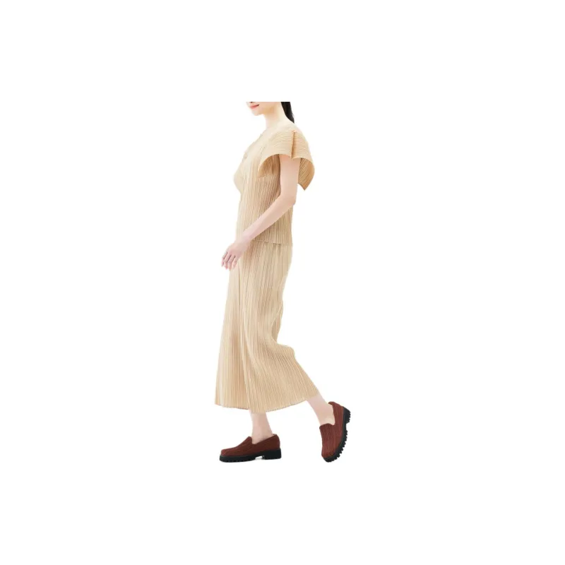 PLEATS PLEASE ISSEY MIYAKE Mc August Pants 'Beige'-3