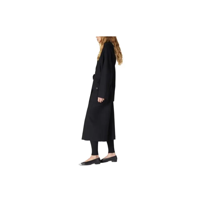 Loro Piana Coats Women's Black-2