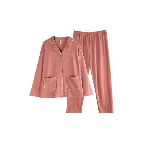 Xuan Liang Women's Pajama Sets