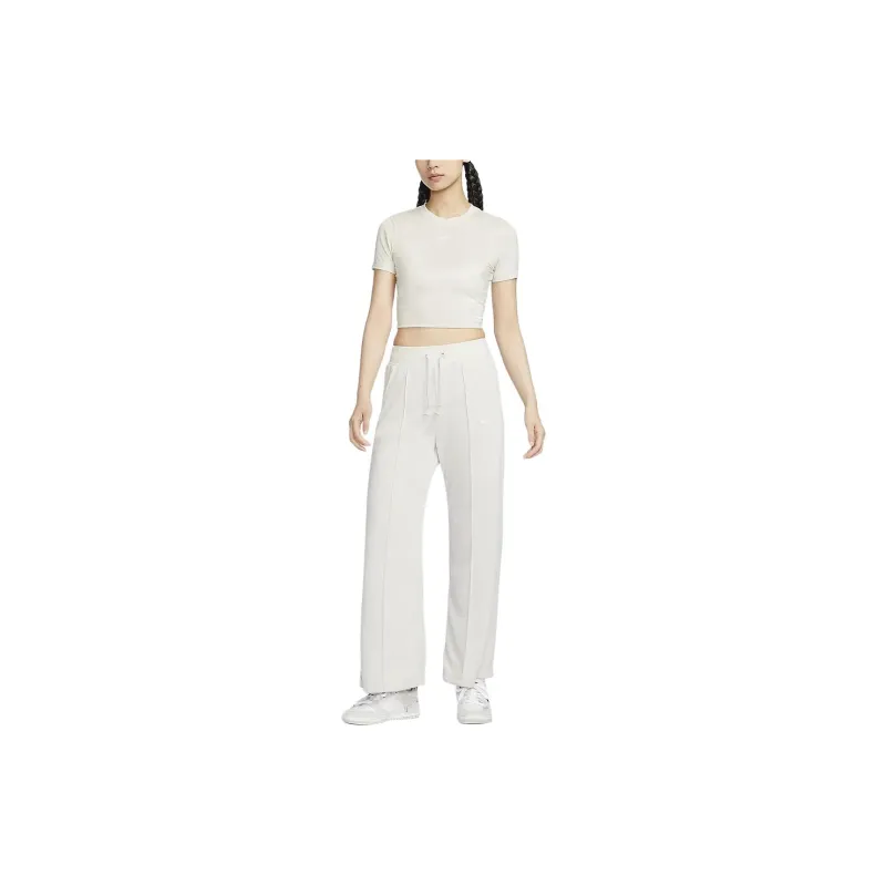 Nike Sportswear Essentials Series T-Shirt Women's Light Redwood Umber-2