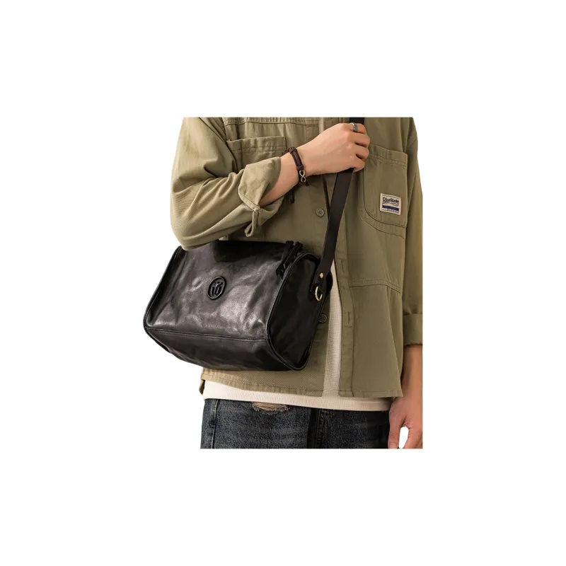 Back Step Top Grain Cow Leather Genuine Leather Vegetable Tanned Soft Leather Crossbody Bag Regular Unisex Black-3