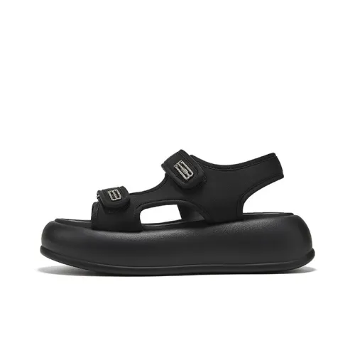 Millies Beach Sandals Women's