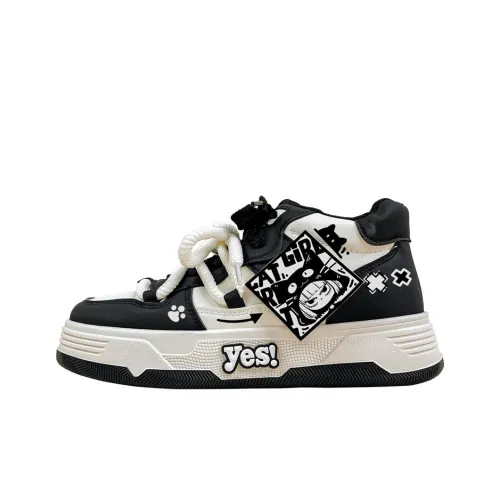 A&M Skateboard Shoes Women's Mid-Top