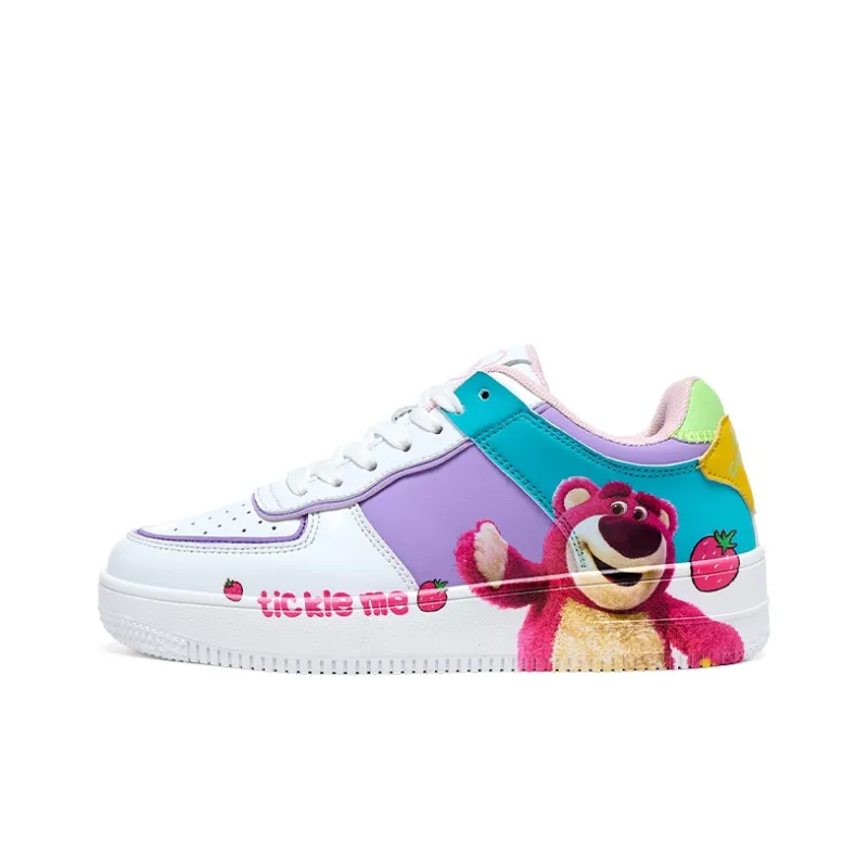 Disney Strawberry Bear Series Abrasion Resistant Breathable Slip Resistant Low Top Skateboard Shoes Women's-10