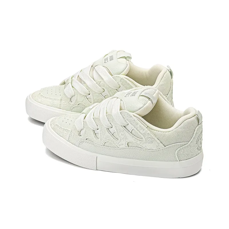 MINISO Low-Top Skateboard Shoes Mambo Minty-1