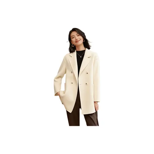 Mo Han Yi Mei Coats Women's Off White