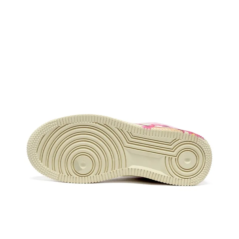 Disney Strawberry Bear Series Abrasion Resistant Breathable Slip Resistant Low Top Skateboard Shoes Women's-9