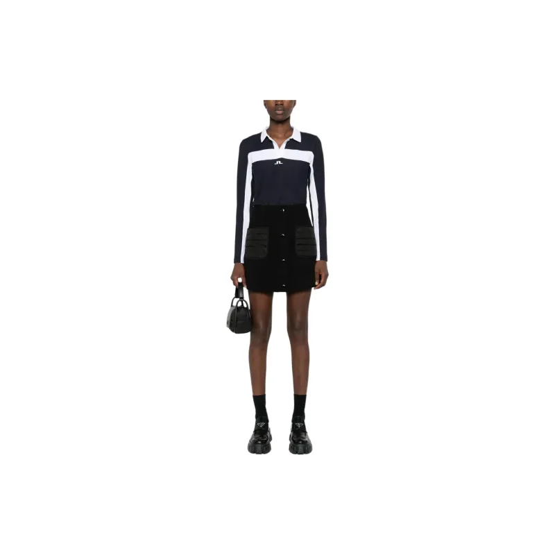 Moncler Logo Patch Straight Hem Mini Skirt-1