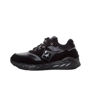 MCM SKYWANDER Low Top Casual Shoes Women's Black