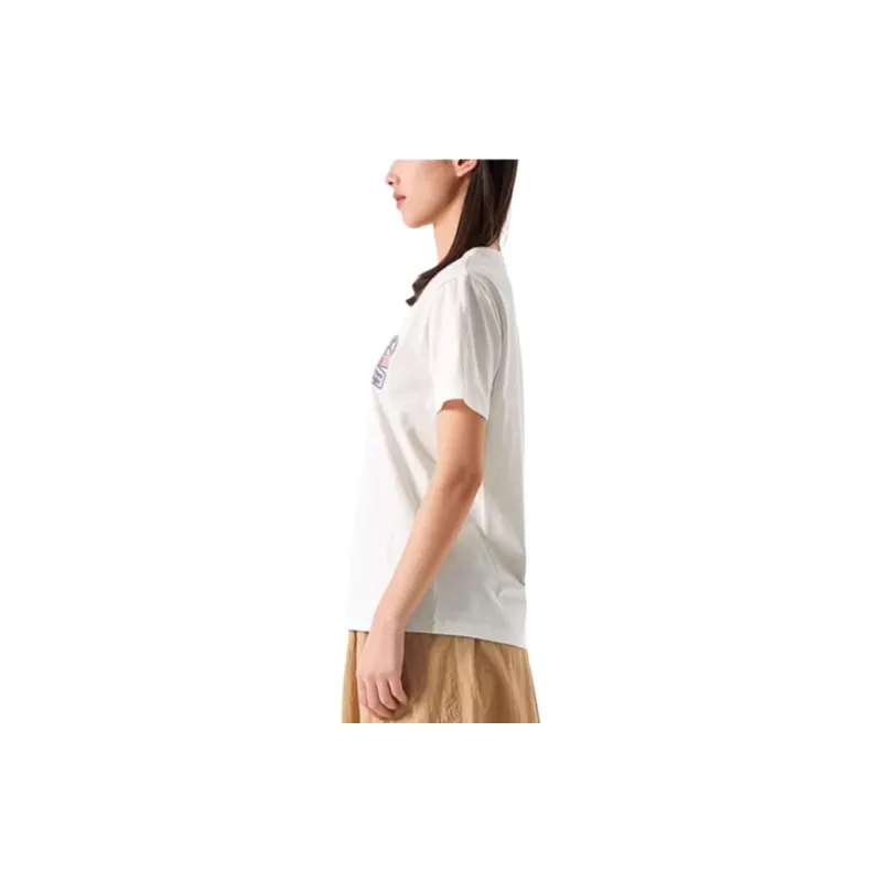 THE NORTH FACE T Shirts Women's White-4