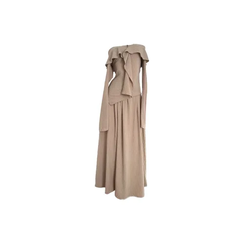 Aghr Two Piece Skirt Sets Women's Khaki Set