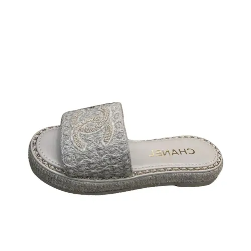 chanel Launch Slide Slippers Women's White