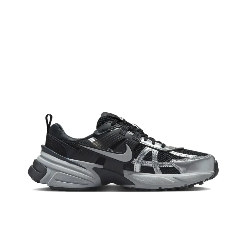 Nike V2K Run Wear Resistant Low Top Running Shoes Women's Black-1