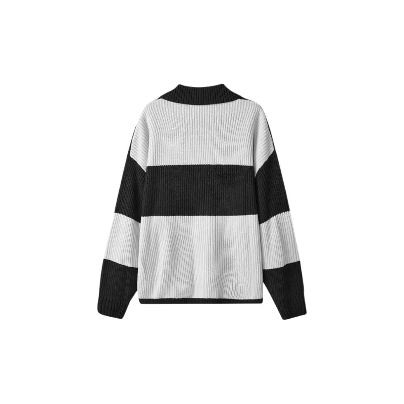 Skechers x Romantic Crown Sports Life Collection Sweatshirt Unisex Agate Black-1