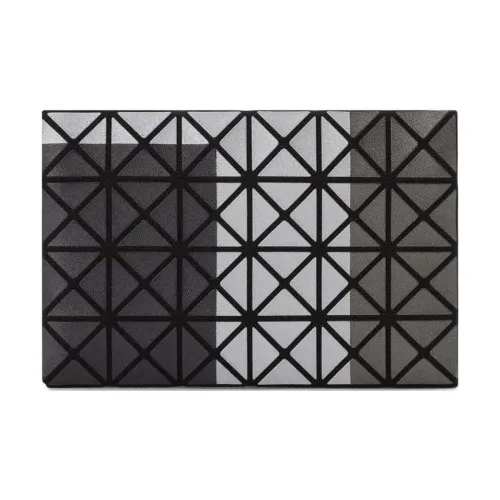 ISSEY MIYAKE Kuro Wallets