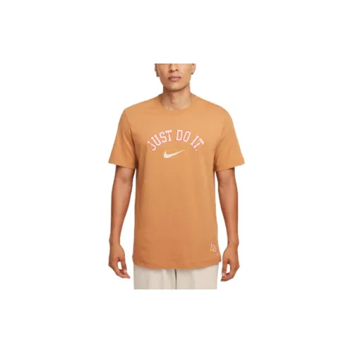 Nike Clothing T-Shirts Men Light Orange