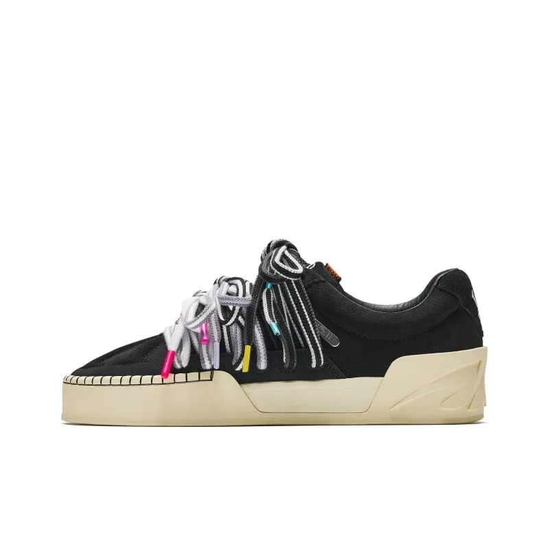 ANTA Kai Hélà Black-0