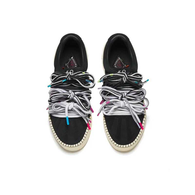 ANTA Kai Hélà Black-3