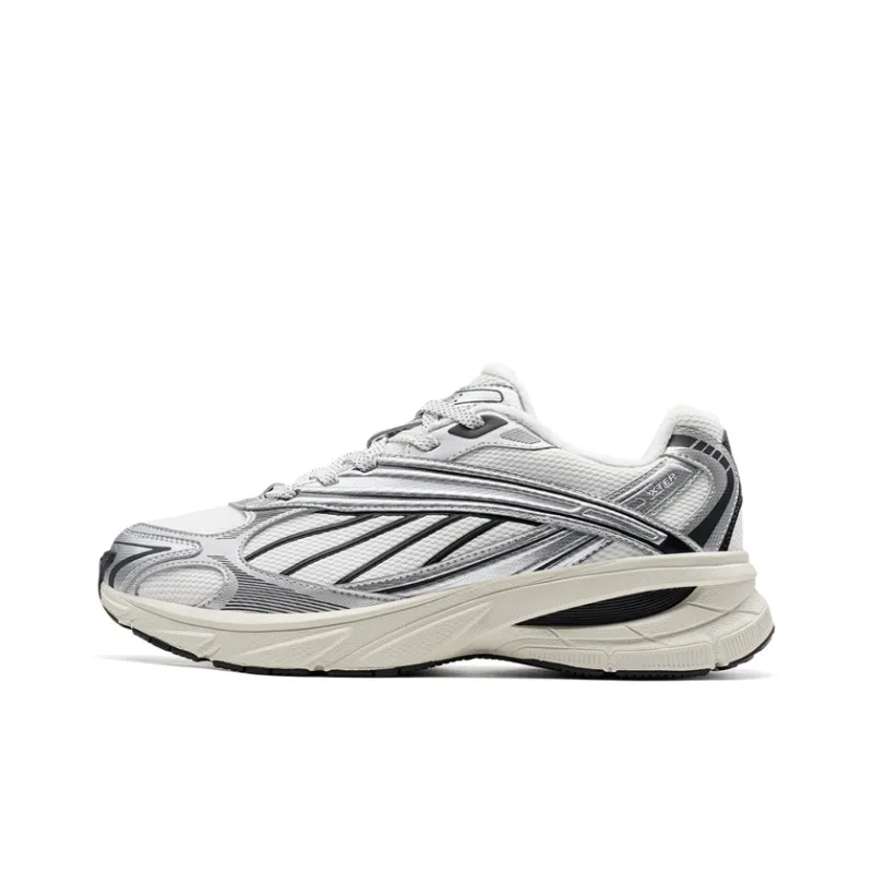XTEP Small Basque Warm And Lightweight Low Top Casual Shoes Men's Canvas White/Black-0