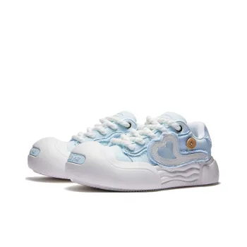 JIYE Heart Button Big Head Shoes Lightweight Wear Resistant And Slip Resistant Low Top Skateboard Shoes Women's Blue