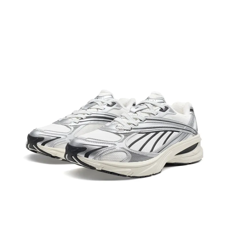 XTEP Small Basque Warm And Lightweight Low Top Casual Shoes Men's Canvas White/Black-2