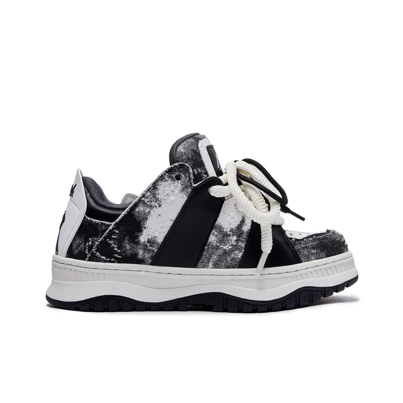 MC DOS Gourmand Snake Puffy Shoes Anti Slip And Wear Resistant Height Increasing Low Top Skateboard Shoes Unisex Black-1
