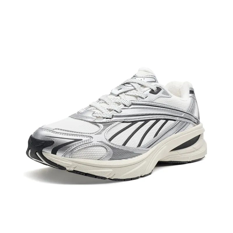 XTEP Small Basque Warm And Lightweight Low Top Casual Shoes Men's Canvas White/Black-1