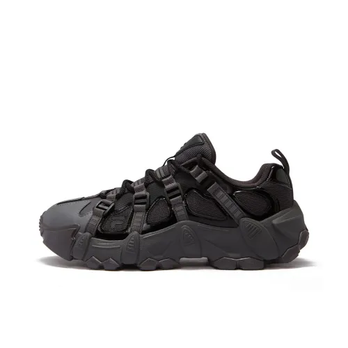 FILA FUSION EXOCET Mountains Wear Resistant Low Top Casual Shoes Men's Black Gray