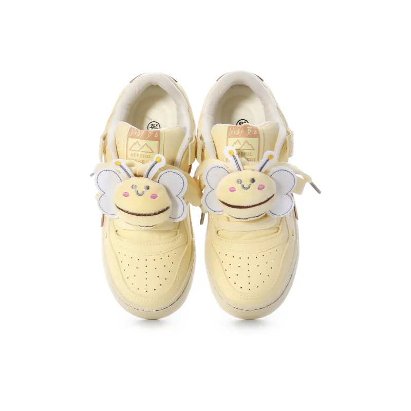 Lovely You Lightweight Anti Slip Low Top Skateboard Shoes Women's Yellow-3